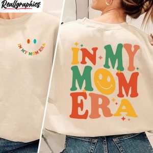 in my mom era retro shirt funny mom crewneck sweater 1 wbuf0k