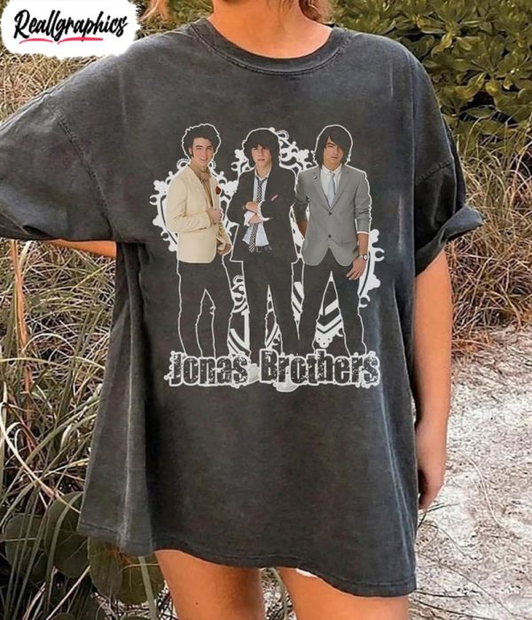 jonas brothers vintage shirt five albums one night tour unisex t shirt 1 hls8s0
