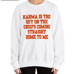 karma-is-the-guy-on-the-chiefs-shirt-coming-straight-home-to-me-short-sleeve-tee-tops-1