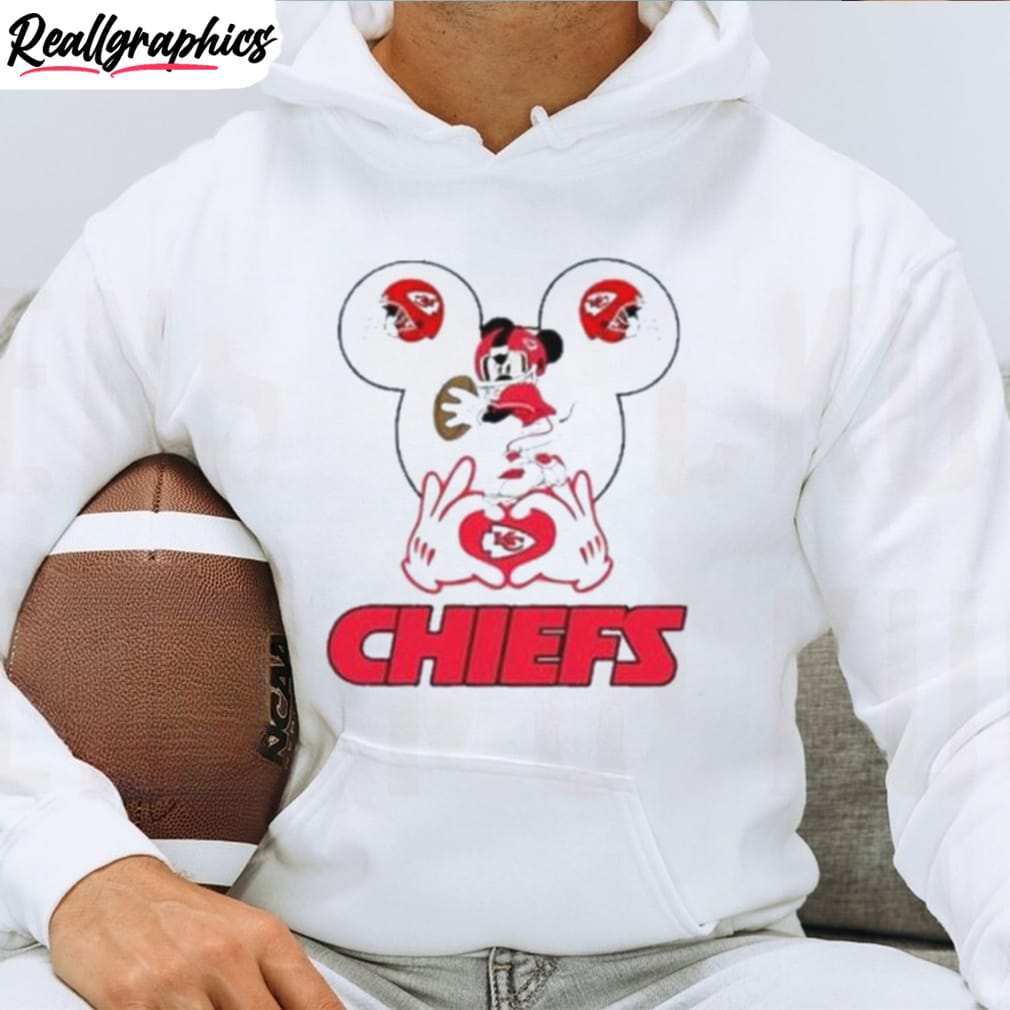 kansas-city-chiefs-football-mickey-mouse-disney-valentines-day-gift-for-husband-couples-vintage-cute-kc-chiefs-shirt-3