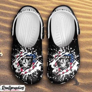 las-vegas-raiders-american-flag-crocs-shoes-las-vegas-raiders-gifts-for-fans