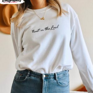 groovy-jesus-long-sleeve-trendy-trust-in-the-lord-sweatshirt-short-sleeve-2