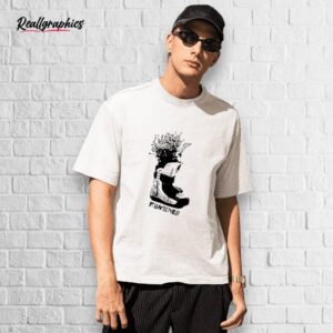 runnner walking boot shirt