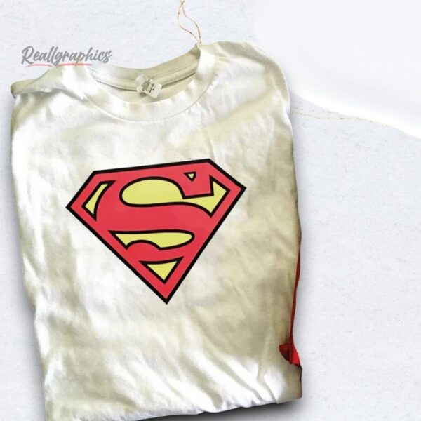 david corenswet wearing superman shirt