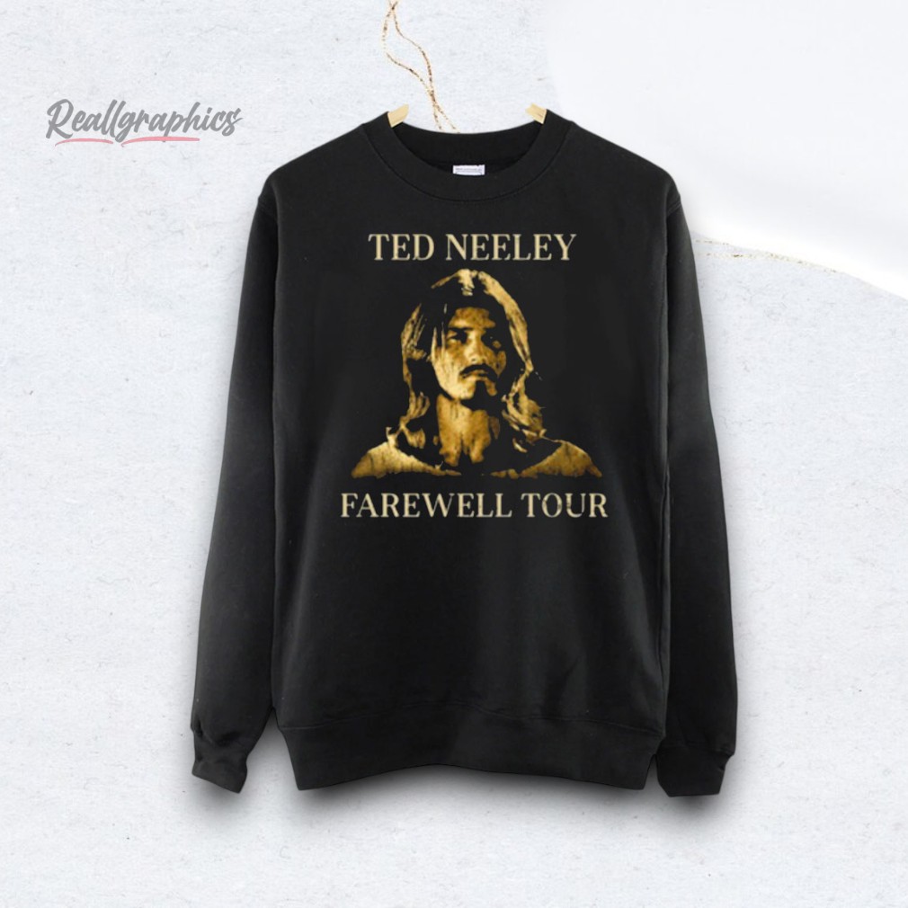 cynthia-erio-wearing-ted-neeley-farewell-tour-shirt-3_tgfxxk Cynthia Erivo Wearing Ted Neeley Farewell Tour Shirt