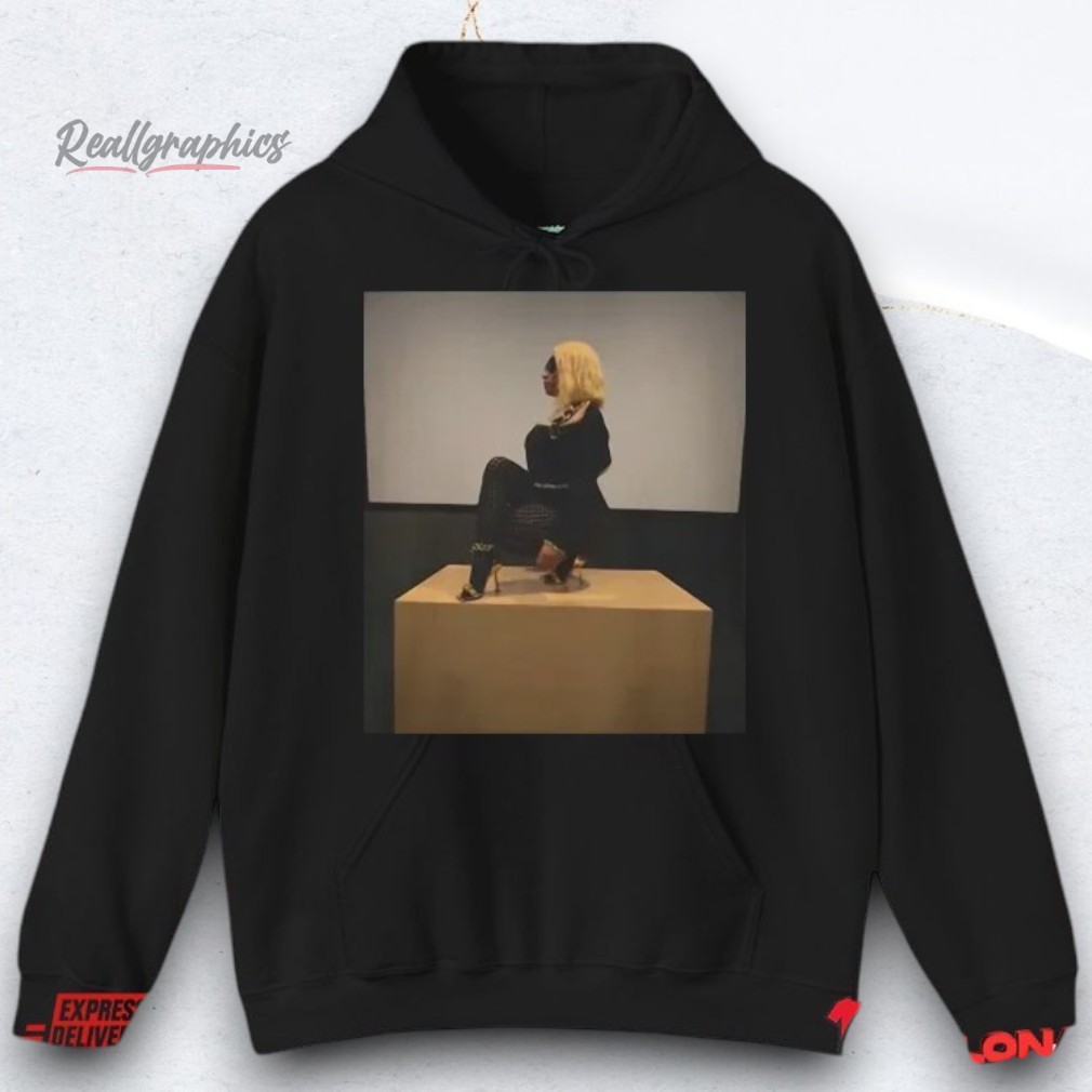 Nicki Minaj Leg Pose Challenge Shirts Nicki Minaj Leg Pose Challenge Shirts