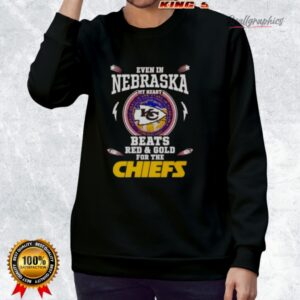 een in nebraska my heart beats red and gold for the kansas city chiefs shirt 3 ccpzdw