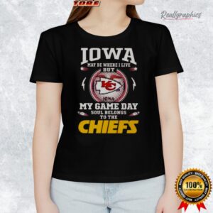 een under iowa sunshine my heart and soul belong to the kansas city chiefs shirt 1 j721w8
