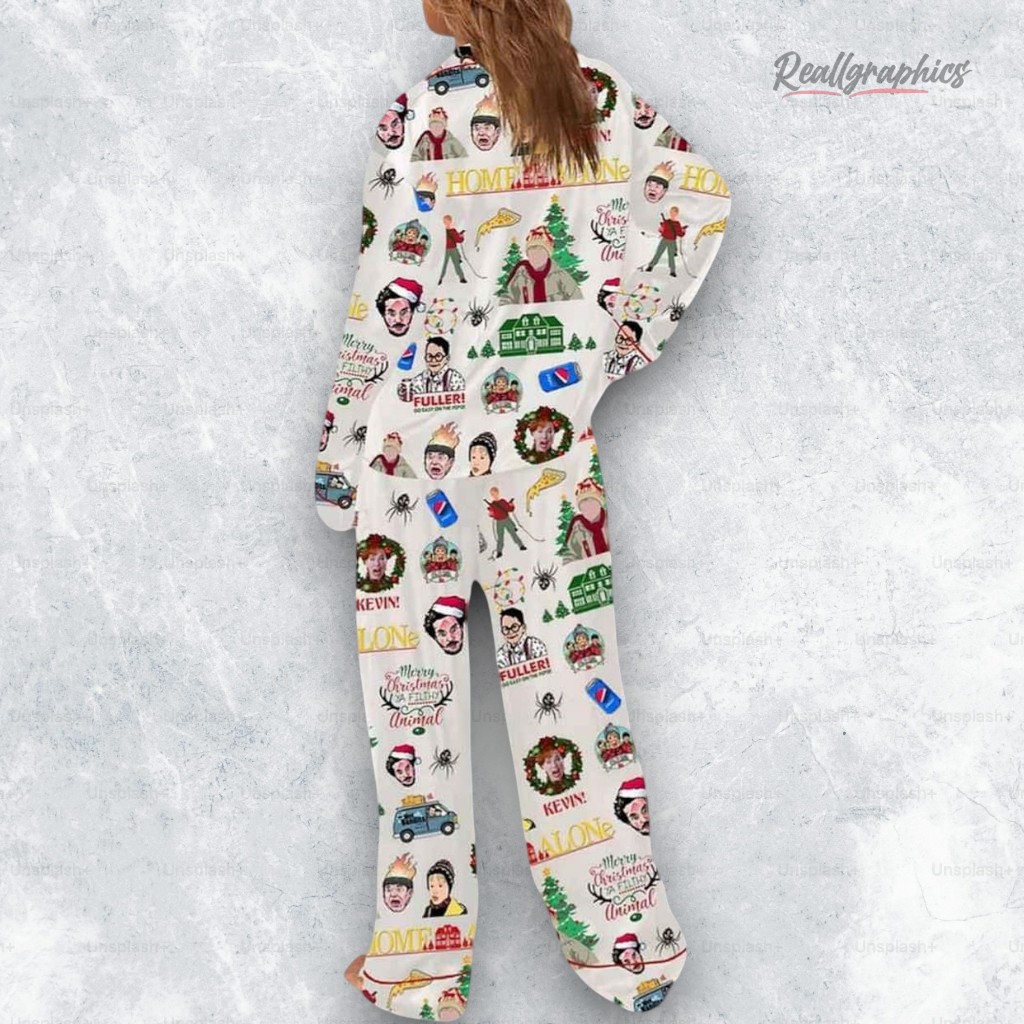 Home Alone Merry Christmas Ya Filthy Animal Pajamas Set Home Alone Merry Christmas Ya Filthy Animal Pajamas Set