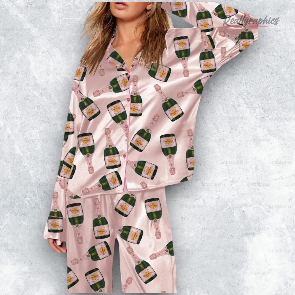 veue-clicquot-champagne-bottle-pajama-set-3_ht22dq veue clicquot champagne bottle pajama set 3 ht22dq