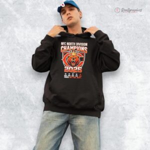 funny chicago bears macos king nfc north diision champions 2025 shirt 1 eefiyo