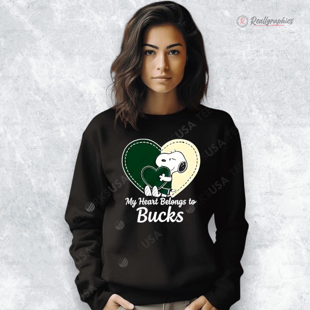 milwaukee bucks x snoopy cartoon valentine 2026 shirt 2 mnlzhj