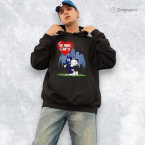 new york giants x snoopy cartoon valentine 2026 shirt 1 rxmqxv