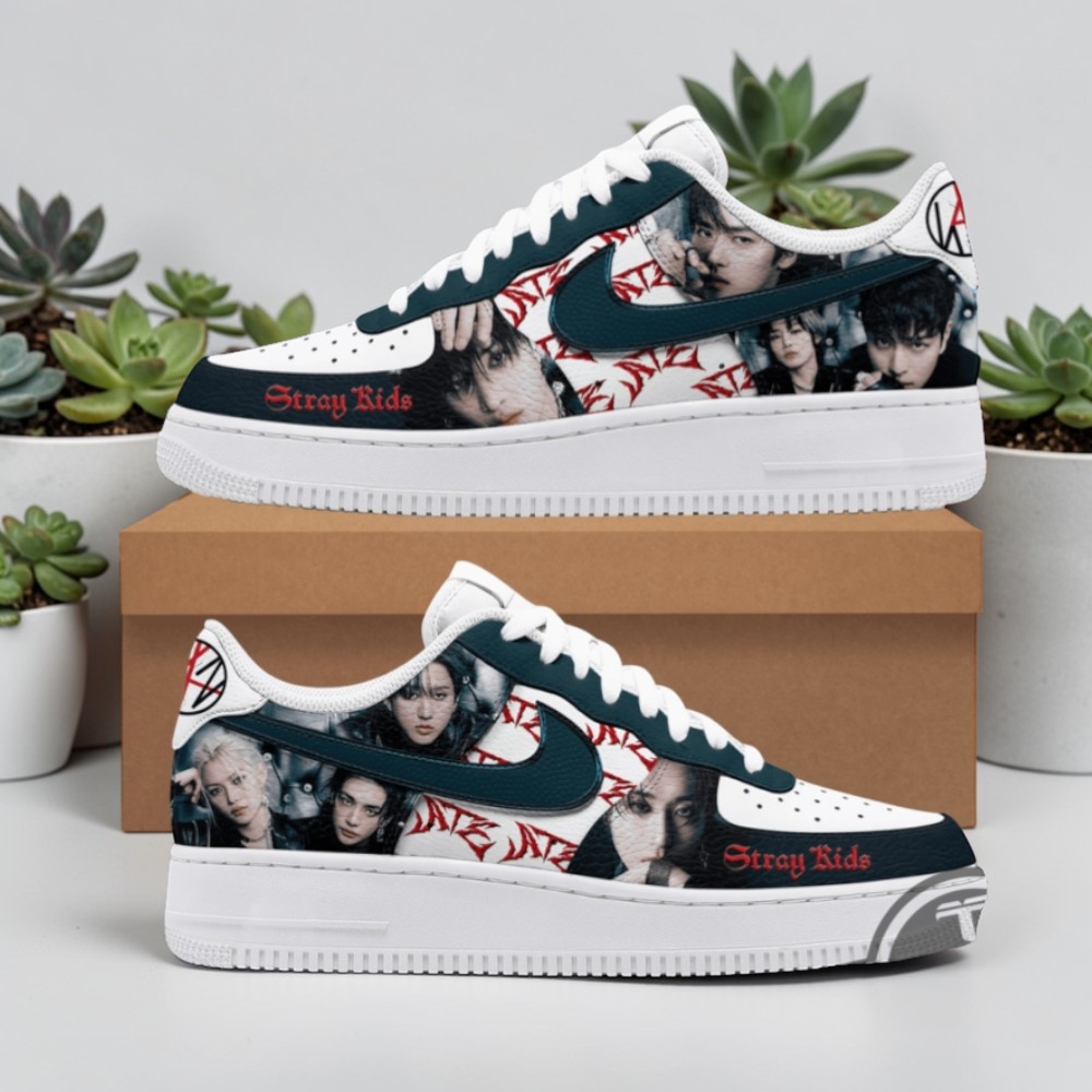 stray kids dominate world tour air force 1 sneaker 2 u1wltl