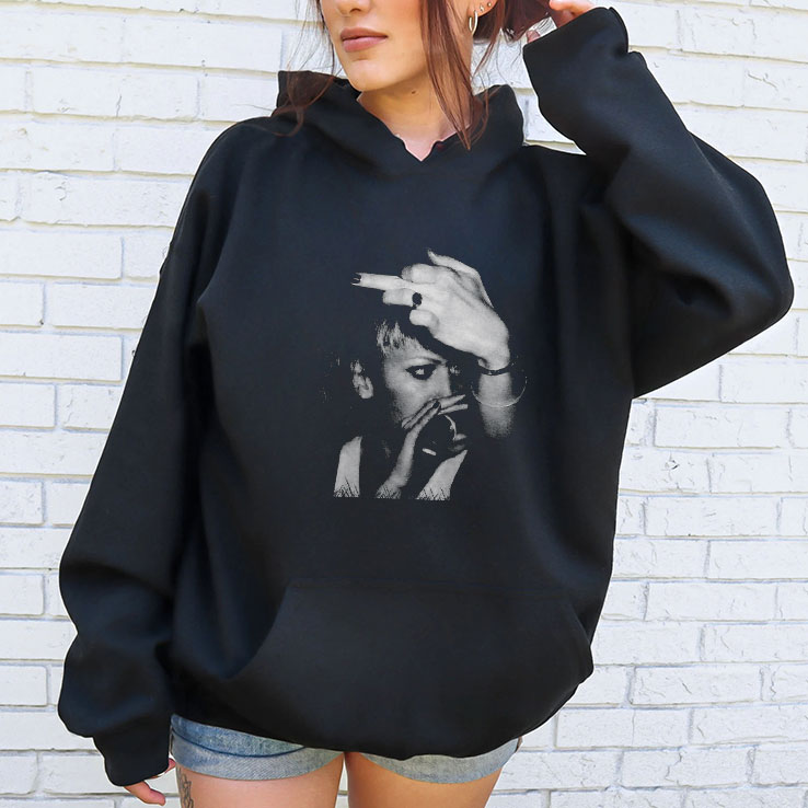 gwen-stefani-classic-punk-rock-style-unisex-shirt-3_jt7wf5 gwen stefani classic punk rock style unisex shirt 3 jt7wf5